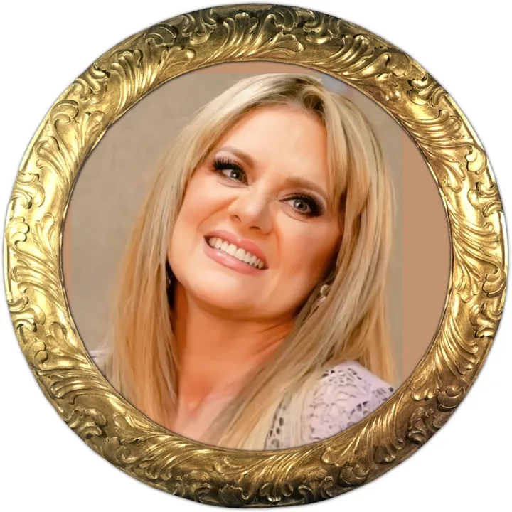 @erikabuenfiloficial - Erika Buenfil