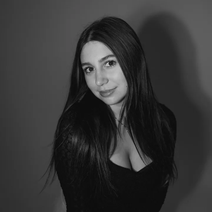 @marisellabella