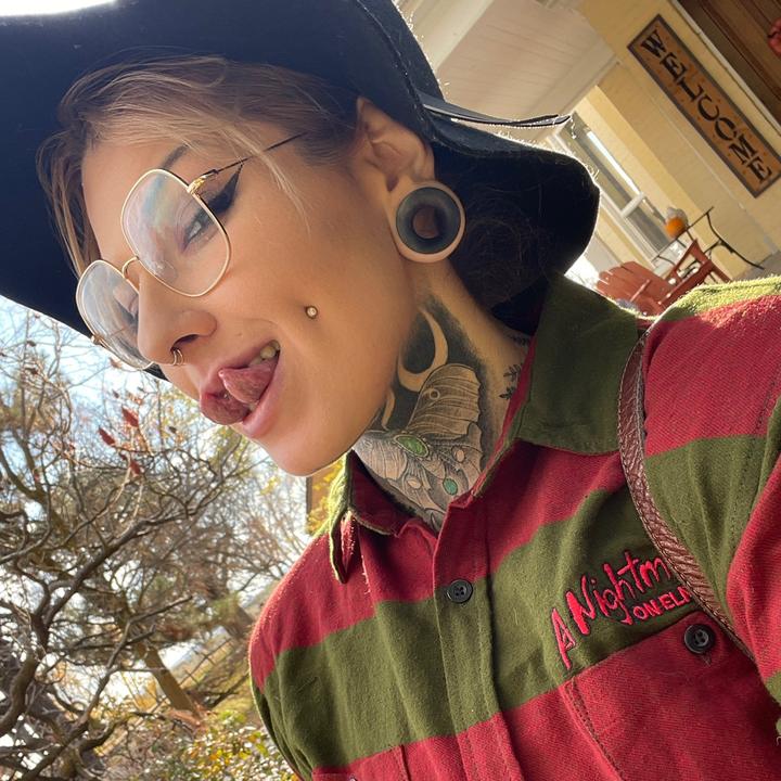 🦄 jessicagreenwitch Jessica Wile TikTok