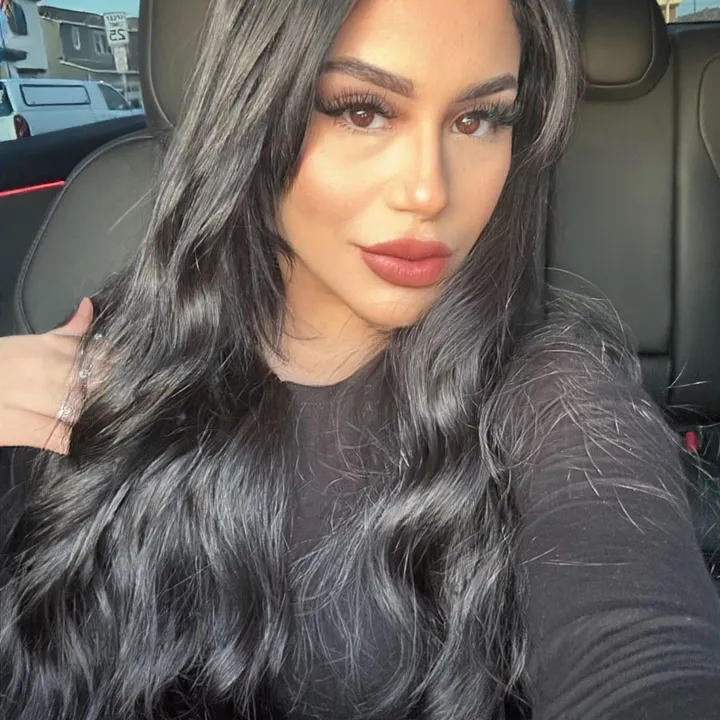 @lesleykarlette