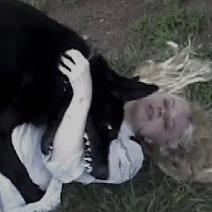 Husssshhhhh idc ion wanna hear it *fake body fake situation